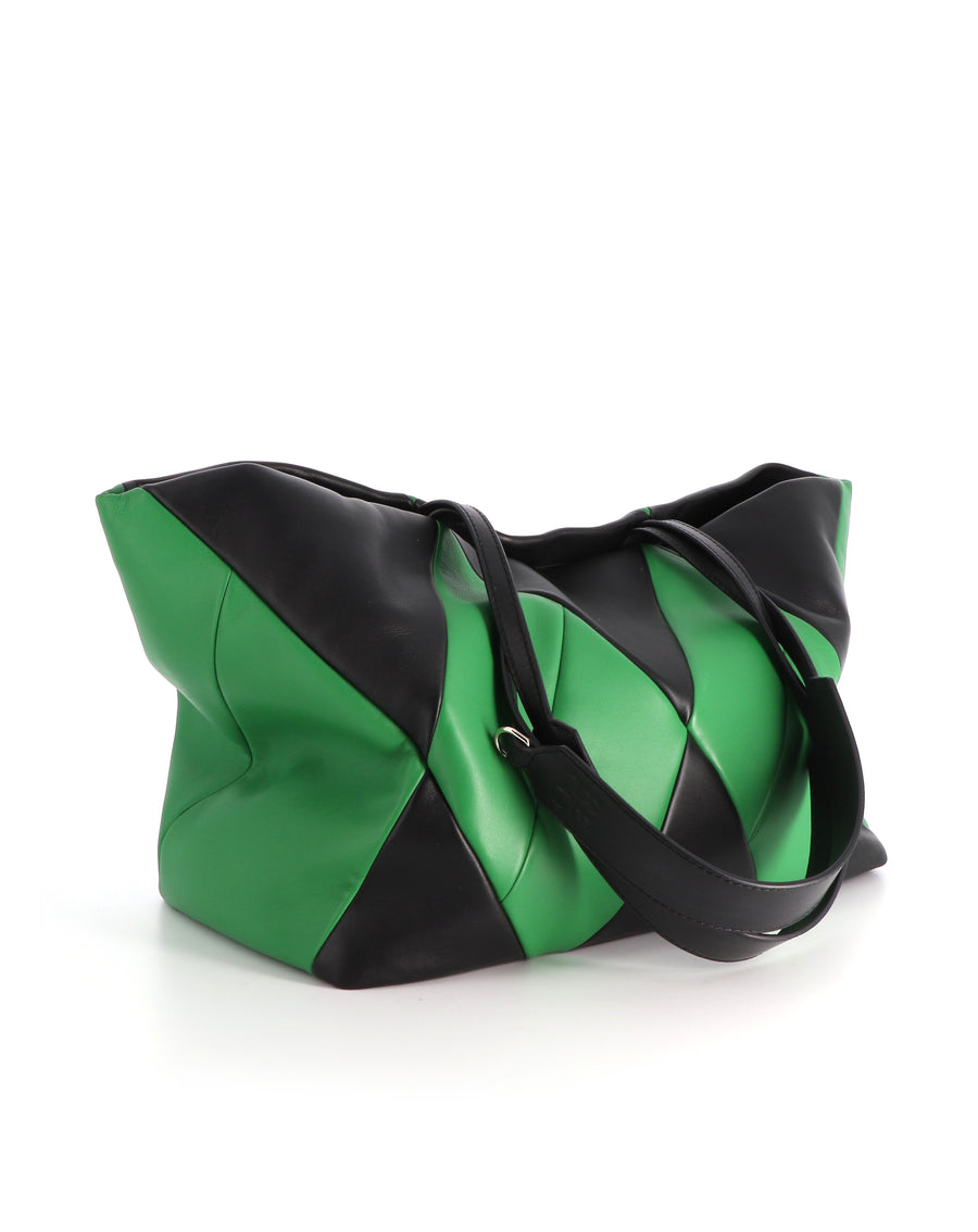 RECO Paris TRIXI tote bag in black and green upcycled leather, lightweight and sustainable for daily use.