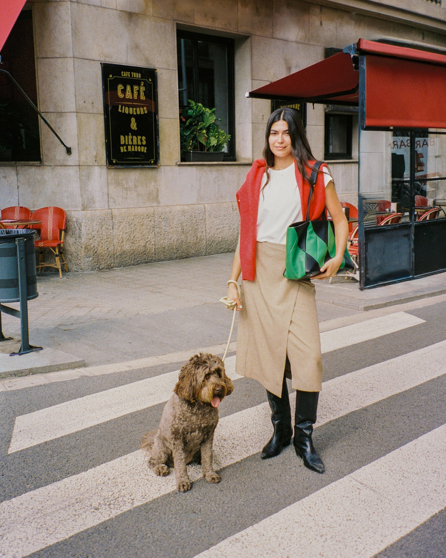 RECO TRIXI colorful handbag in black and green nappa leather, combining creative design and sustainability.